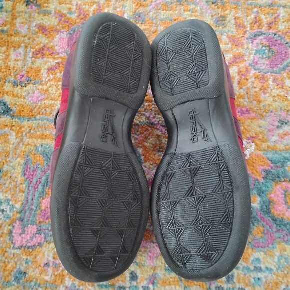 Dansko Folly Suede Oxford - Picture 8 of 8